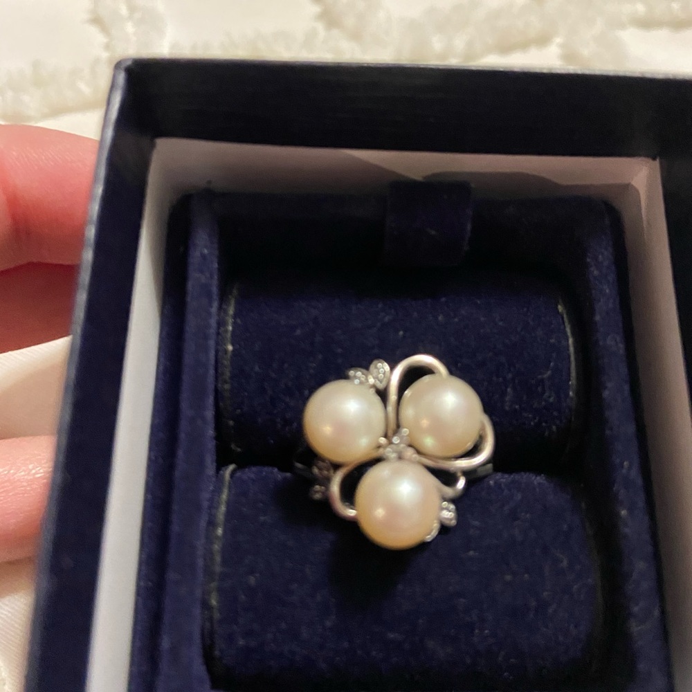 Pearl Ring